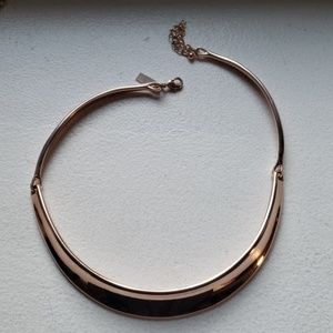 Rose gold collar necklace